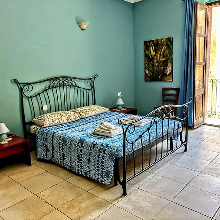Aparthotel Antica Dimora Biancospino - Centro - 6 3*