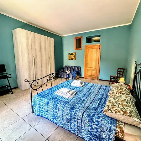 Antica Dimora Biancospino - Centro - 6 Aparthotel Bosa