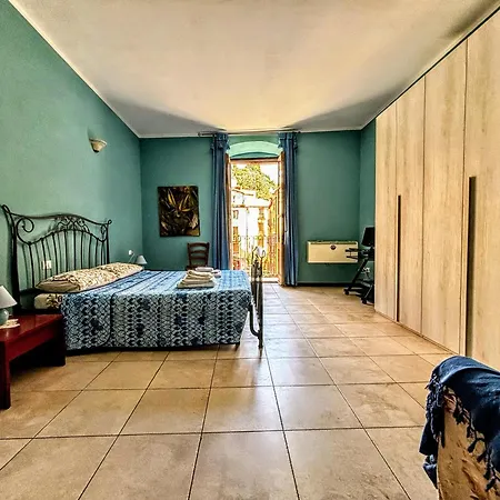 Antica Dimora Biancospino - Centro - 6 Aparthotel 3*